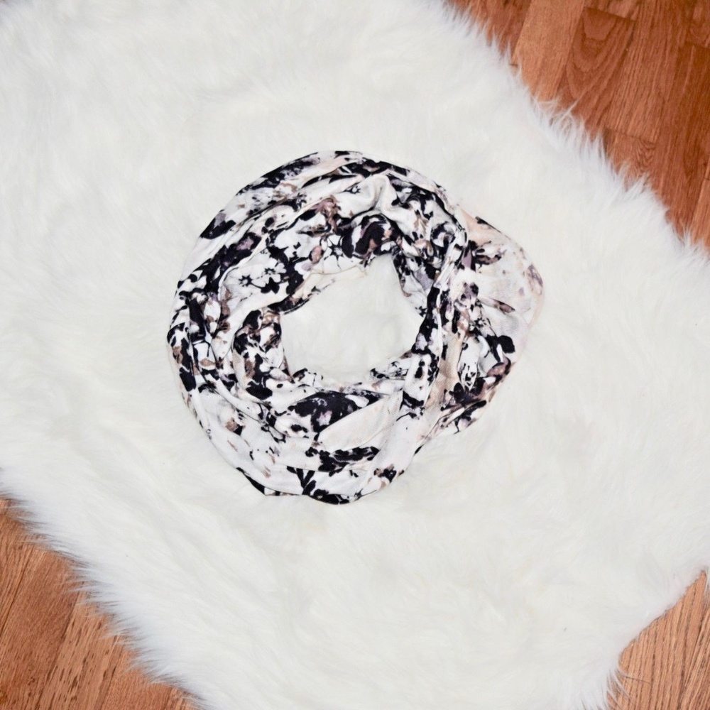 Unbranded Purple Floral Infinity Scarf.
